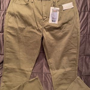 Women’s high-rise ankle super skinny jeans